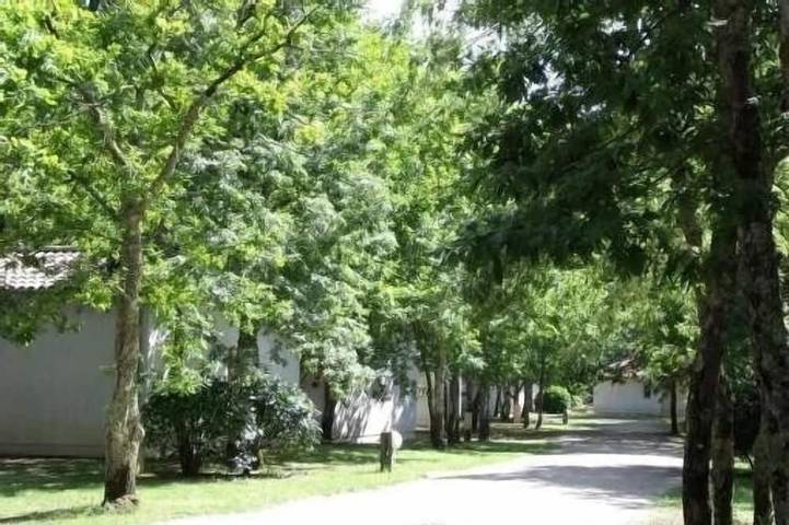 Maison de vacances pour 6 personnes, avec terrasse et jardin, animaux acceptés à Arès