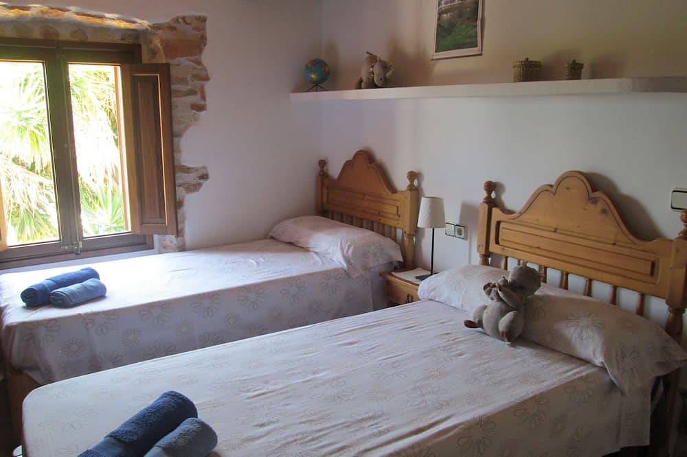 Casa con jardín y piscina/Ideal para familias in Es Llombards, Santanyí