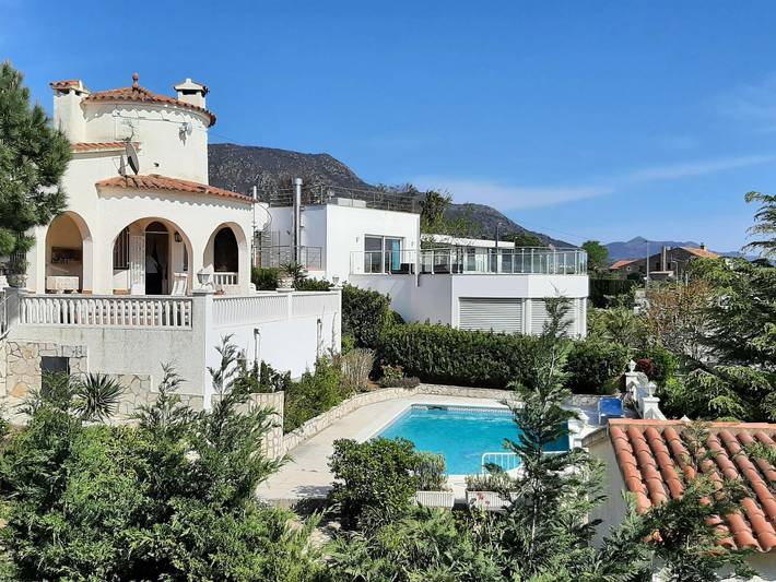 Casa de vacaciones con piscina privada en España in Palau Sabardera, Alt Empordà
