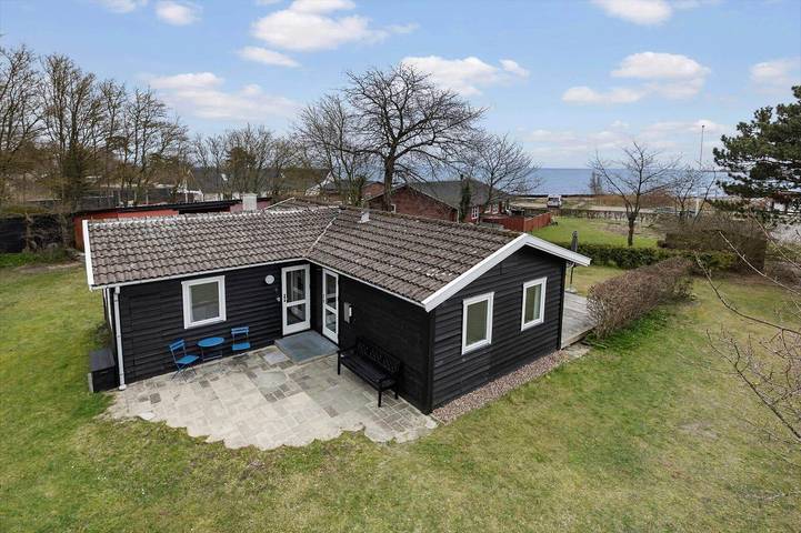 Ferienhaus für 4 Personen, mit Terrasse in Balka
