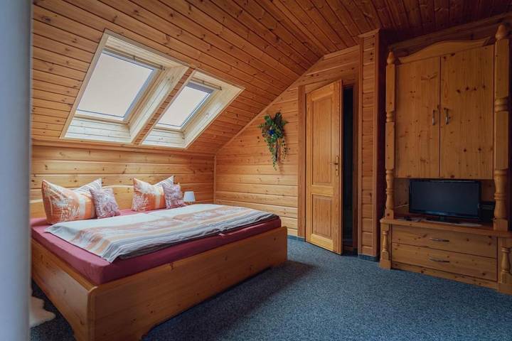 Hotel für 4 Personen, mit Balkon und Terrasse sowie Sauna und Ausblick