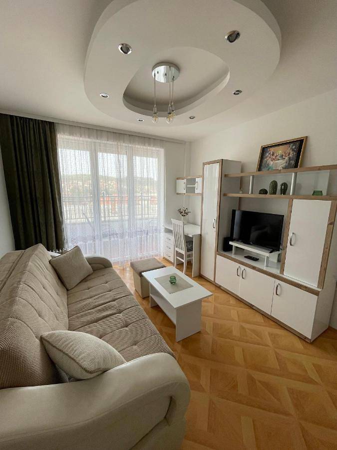 Gîte pour 4 personnes, avec terrasse et vue dans Kursumlija