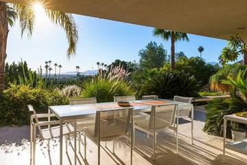 Vacation House for 8 Guests in Palm Springs, Coachella Valley, Picture 2