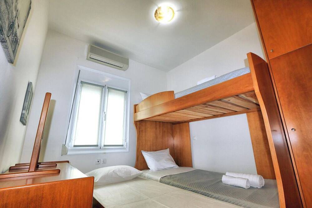 \"Eleni\" Luxus-Apartment mit Meerblick in Mades in Lygaria, Achlada