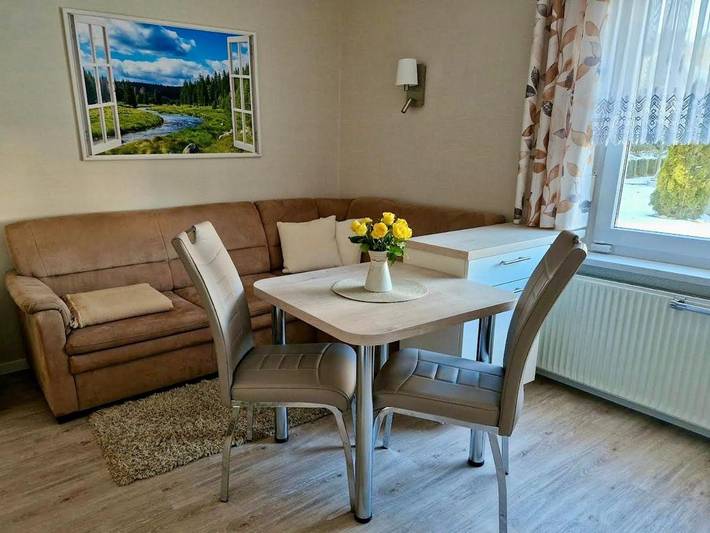 Ferienwohnung für 2 Personen, mit Garten und Ausblick