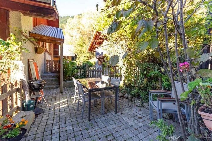 Location de vacances pour 6 personnes, avec Balcon et Jardin