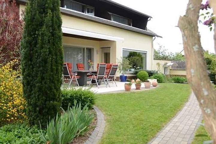 Ferienwohnung für 5 Personen, mit Garten und Balkon in Valwig