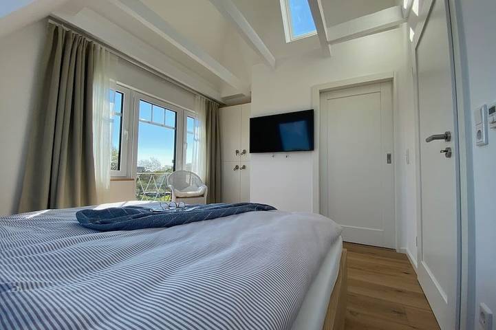 Ferienhaus für 7 Personen, mit Whirlpool und Sauna sowie Balkon auf Juist - 3