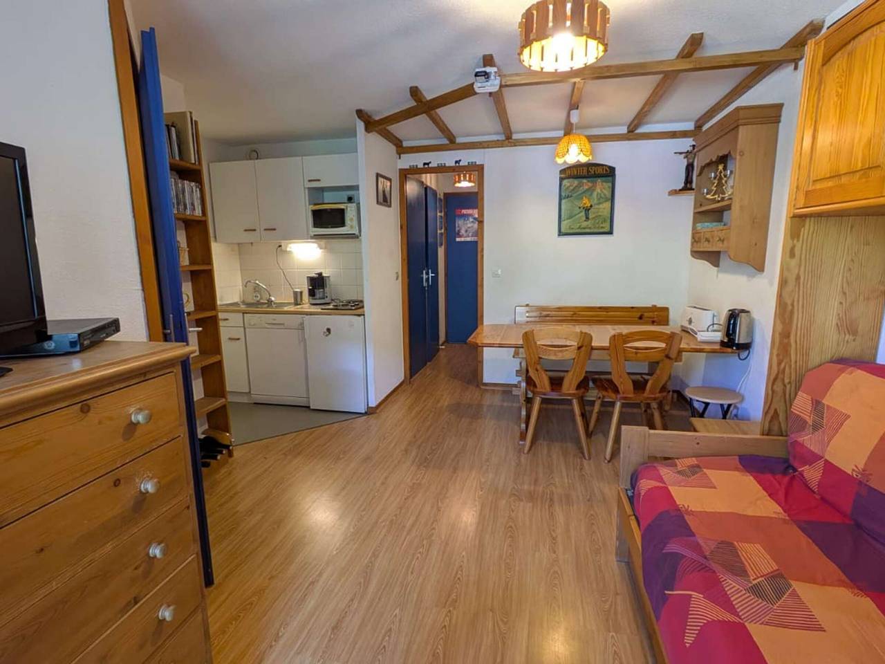 Appartement entier, Appart cosy 4 pers, proche pistes et piscine in Arêches, Beaufort (Rhône-Alpes)