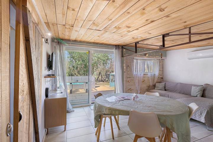 Chalet pour 7 personnes, avec jacuzzi ainsi que jardin et sauna en Gironde - 4