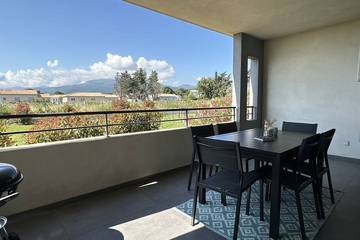 Gîte pour 4 personnes, avec balcon à Lucciana