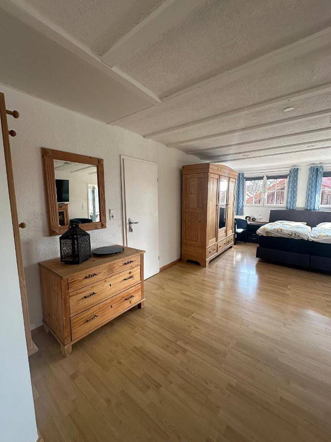 Ferienwohnung für 2 Personen, mit Balkon und Terrasse sowie Ausblick in Rickenbach - 3