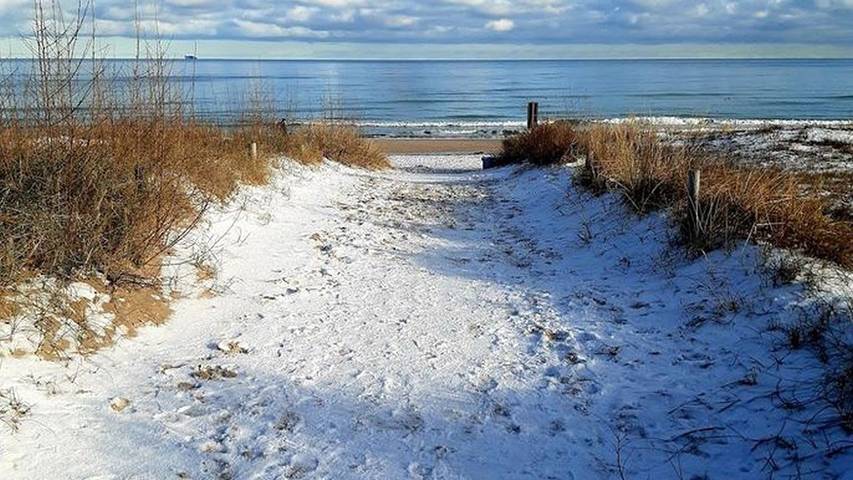 Ferienwohnung für 2 Personen, mit Balkon, mit Haustier in Lobbe