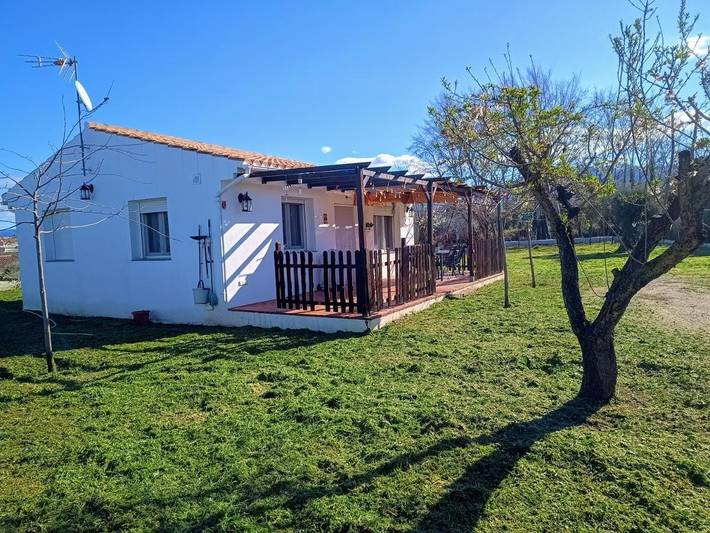 Casa de vacaciones para 4 personas, con vistas y jardín, Se admiten mascotas en Vega de Granada