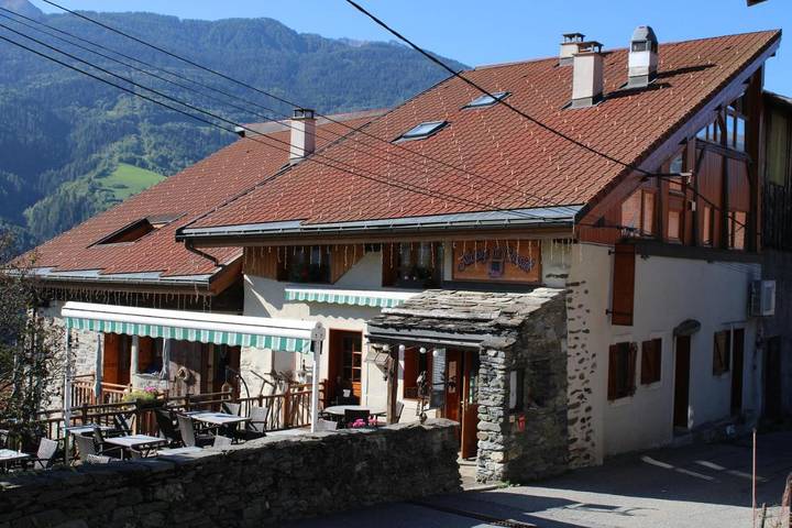 Chambre d’hôte pour 2 personnes, avec Terrasse et Vue à La Côte-d'Aime