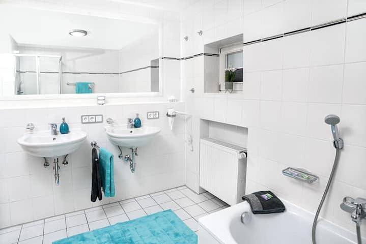 Ferienhaus für 12 Personen, mit Ausblick und Garten in Sonthofen - 2