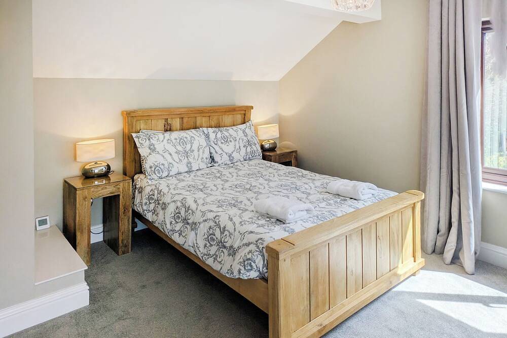 4 bedroom accommodation in Corton, near Lowestoft in Lowestoft, The Broads