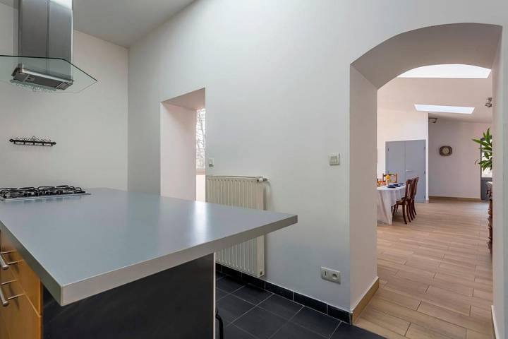 Location de vacances pour 12 personnes, avec jardin ainsi que balcon et vue à Vernaison - 2