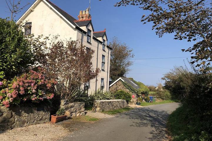 Holiday rental for 18 people, with garden, with pets in Abersoch
