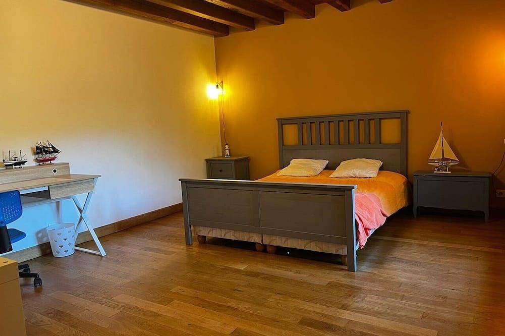 Les Janets Grande Maison 12 Personnes Proche Guédelon in Saint-Sauveur-en-Puisaye, Auxerre und Umgebung
