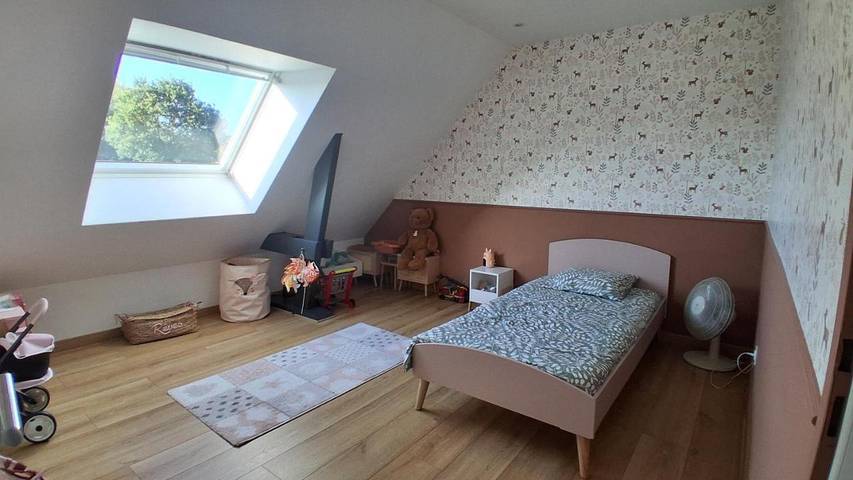 Location de vacances pour 6 personnes, avec jardin ainsi que jacuzzi et terrasse à Changé - 4