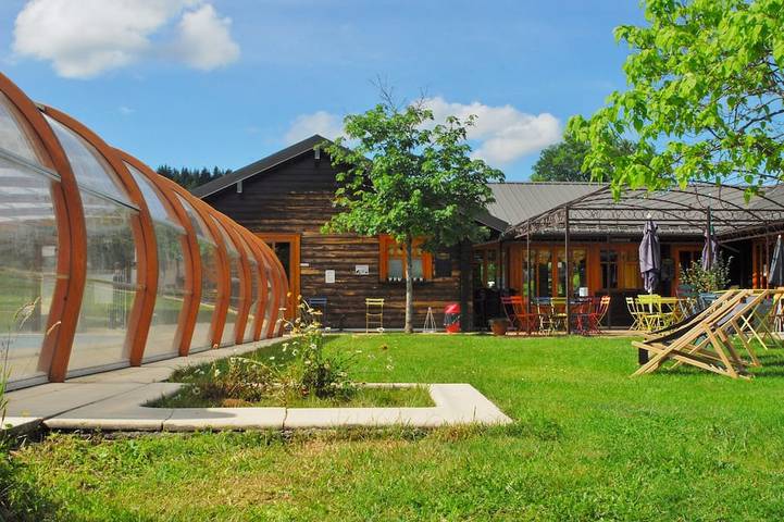 Gîte pour 98 personnes, animaux acceptés