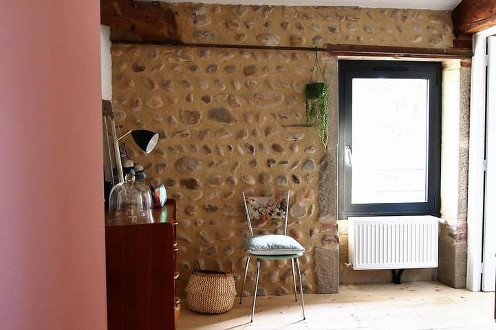 Location de vacances pour 4 personnes, avec jardin et balcon à Chanos-Curson - 3