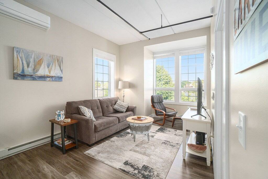 Ganze Wohnung, Downtown Waterview Condo at Edgewater in Manistee, Manistee County