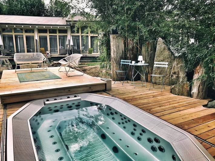 Bungalow für 3 Personen, mit Whirlpool und Sauna sowie Balkon und Garten, kinderfreundlich in Bayern - 4