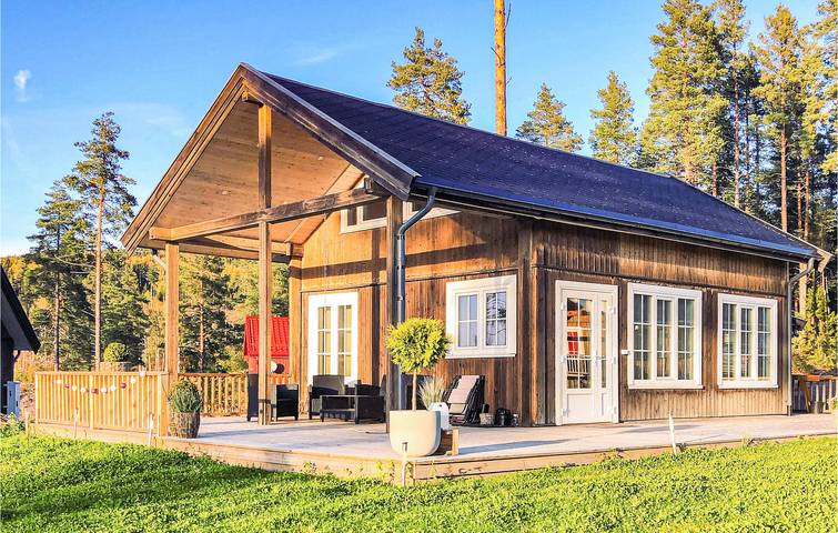Ferienhaus für 4 Personen, mit Terrasse und Seeblick sowie Garten - 1