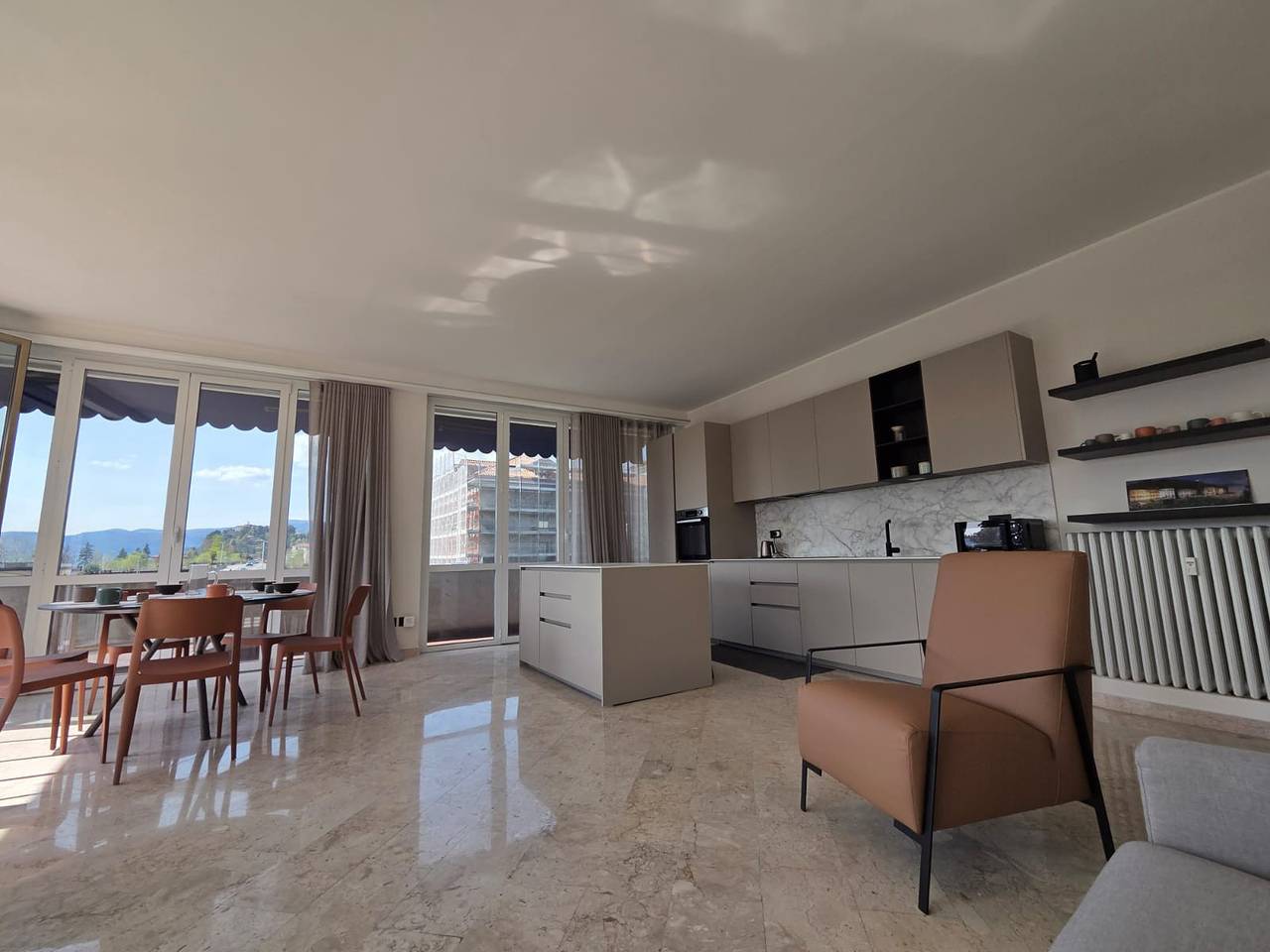 Ganze Wohnung, Appartamento al porto in Intra (Verbania), Comune di Verbania