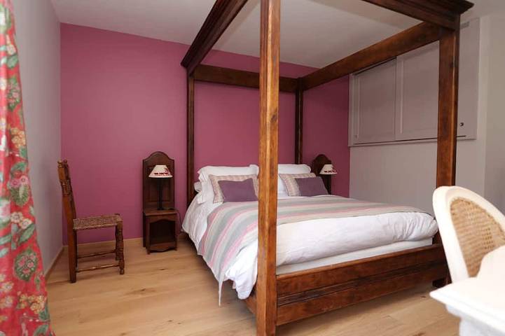 Gîte pour 8 personnes, avec piscine et balcon, animaux acceptés à Llo - 4