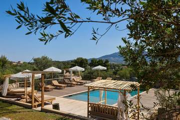Maison de vacances pour 2 personnes, avec jardin ainsi que piscine et vue, animaux acceptés en Corse
