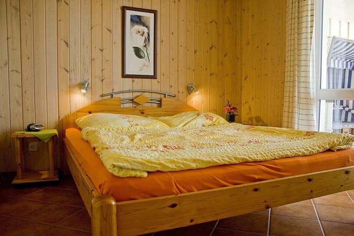 Ferienhaus für 5 Personen, mit Sauna und Garten sowie Terrasse in Wesselburenerkoog - 2