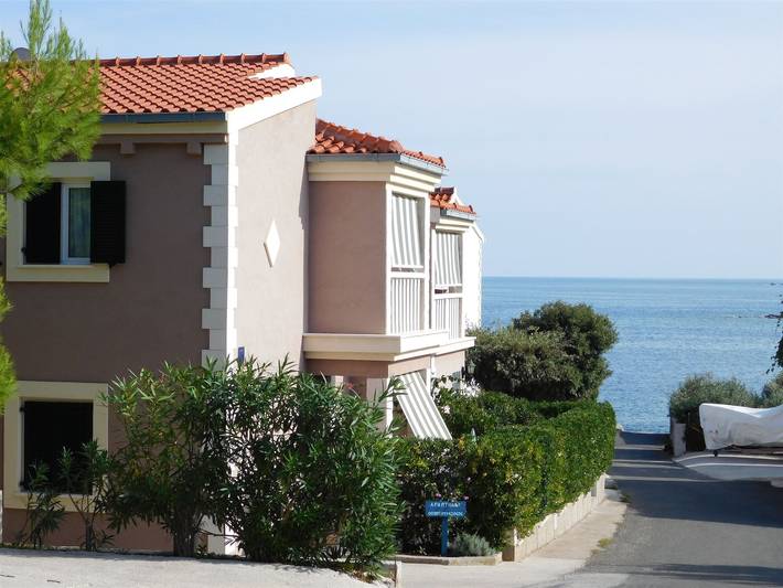 Ferienwohnung für 2 Personen, mit Terrasse und Garten