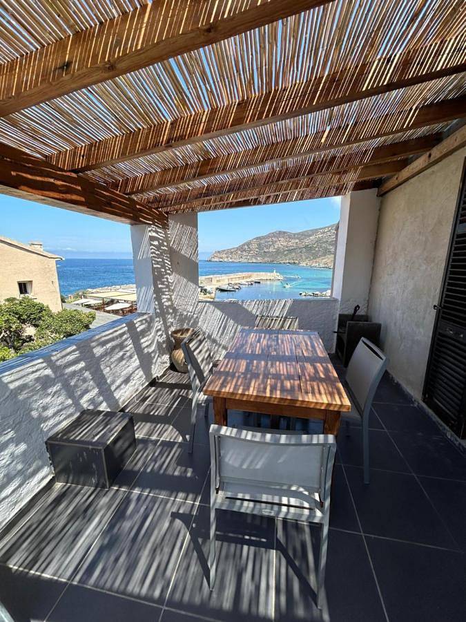 Gîte pour 4 personnes, avec vue et terrasse à Centuri - 4