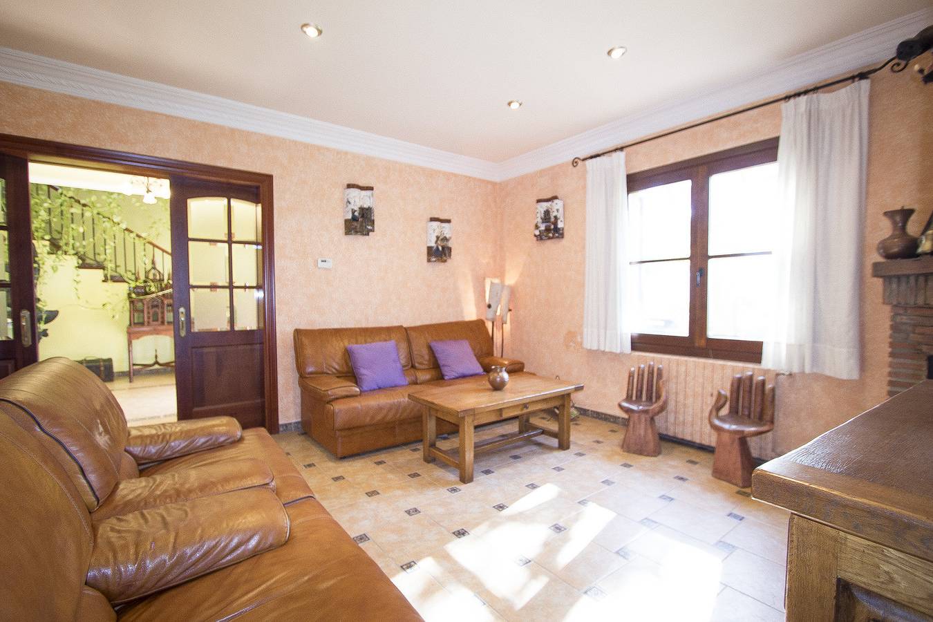 ¡Increíble villa aislada, a solo 18 km de la playa! in La Selva del Campo, Baix Camp