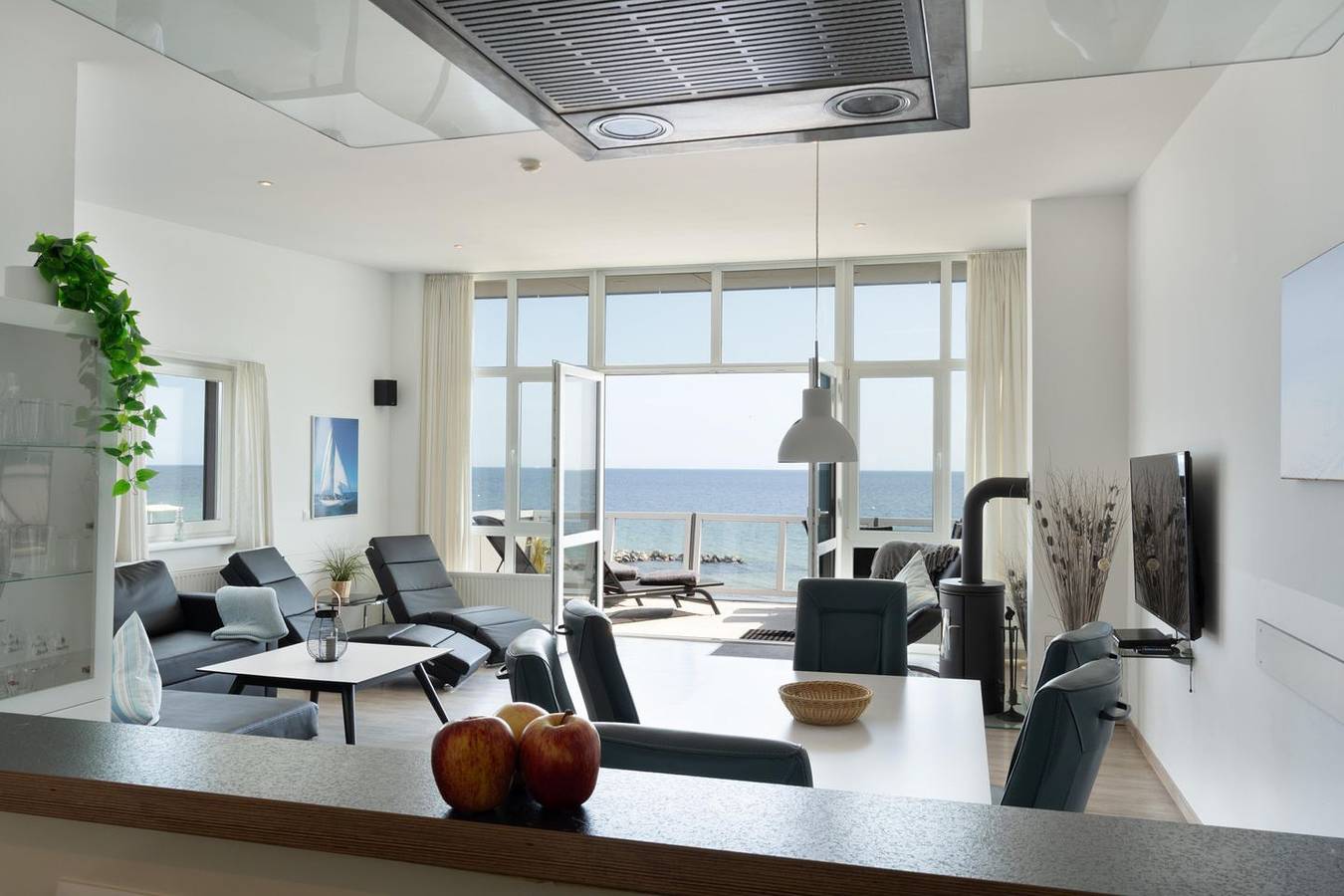 Ganze Wohnung, Ferienwohnung 1.Linie Ostseeblick mit Panoramablick auf das Meer in Schönhagen, Kappeln & Umgebung
