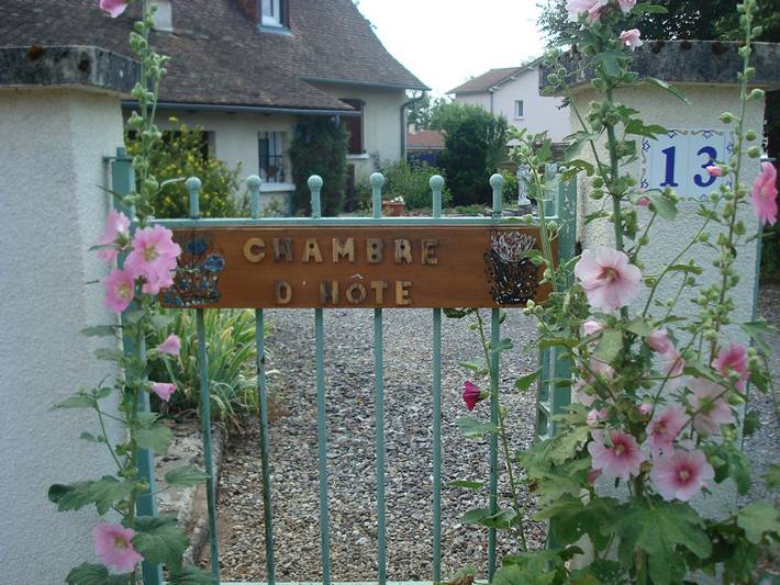 Chambre d’hôte pour 2 personnes, avec jardin dans le Cantal - 3