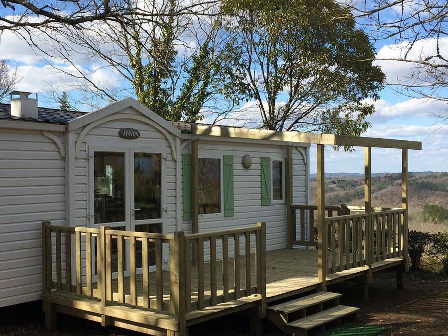 Camping Le Daguet - Mobilhome 5 personas - Bali 1 4/5 Personas in Saint-Laurent-la-Vallée, Périgord Noir