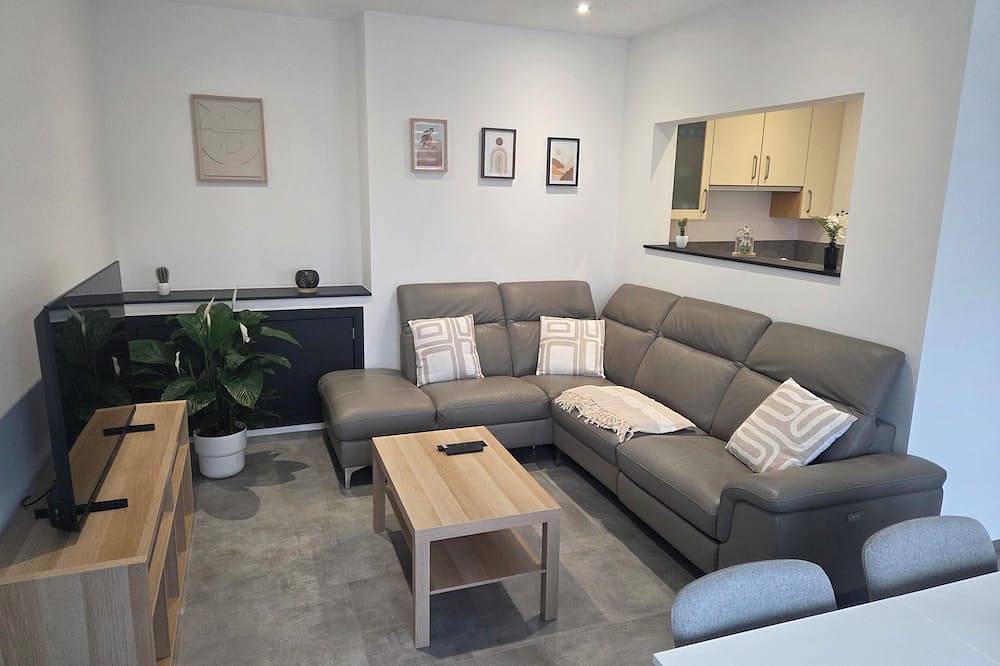 Entire apartment, Magnificent 2-bedroom apartment in Givet, Parc naturel régional des Ardennes