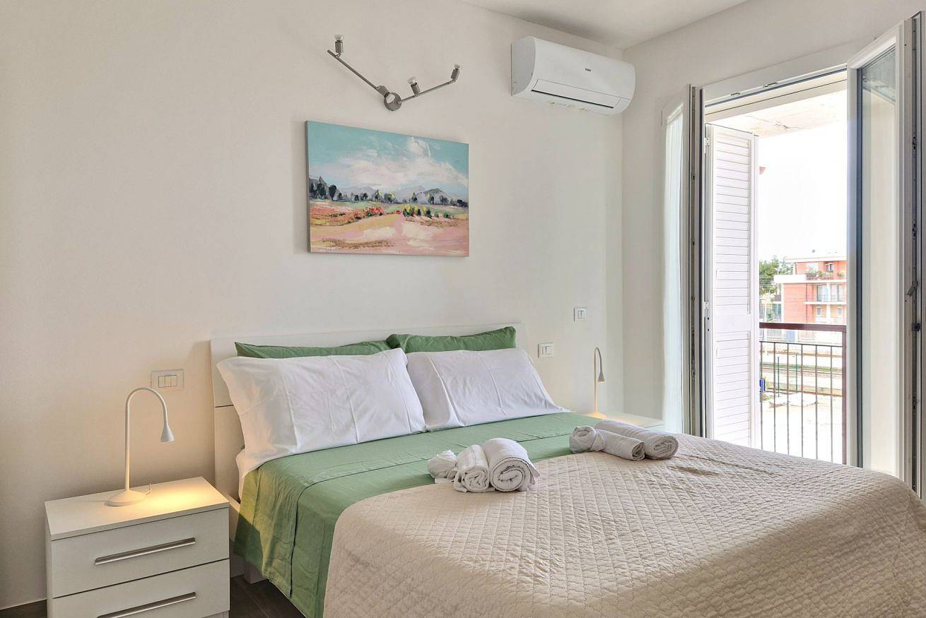 Ganze Wohnung, Giulia Apartment – [Zentrum] Wlan Bahnhof Klimaanlage in Meeresnähe in San Benedetto del Tronto, Riviera delle Palme