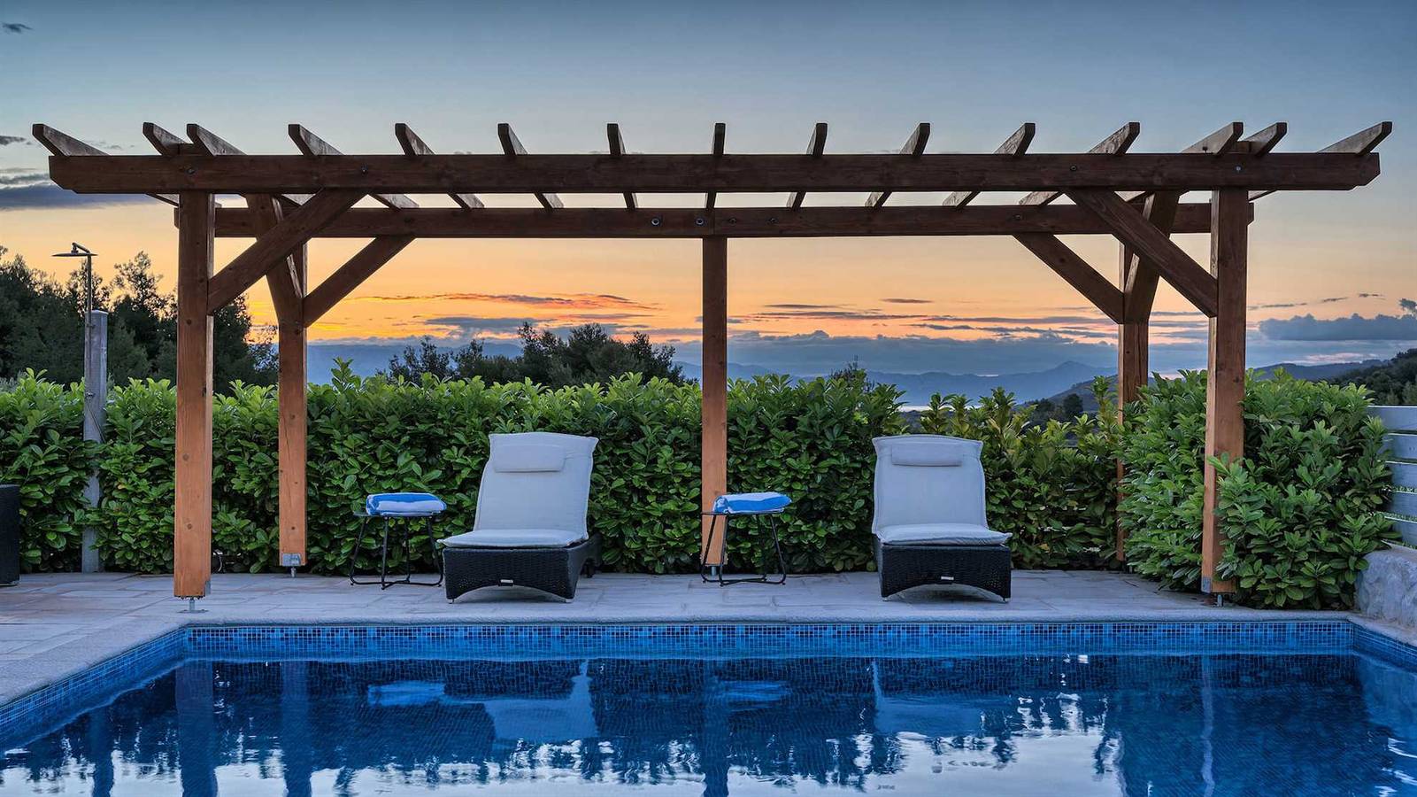 Villa Luxoria - für 10 Gäste mit 4 Schlafzimmern, einem privaten Pool und einem Spa in Pitve, Hvar