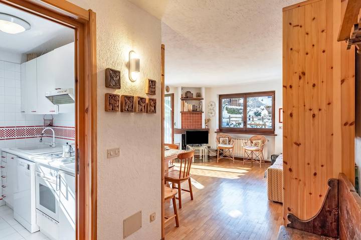 Apartamento entero, Family Apartment Steps From Ski Lifts in Dolonne, Courmayeur
