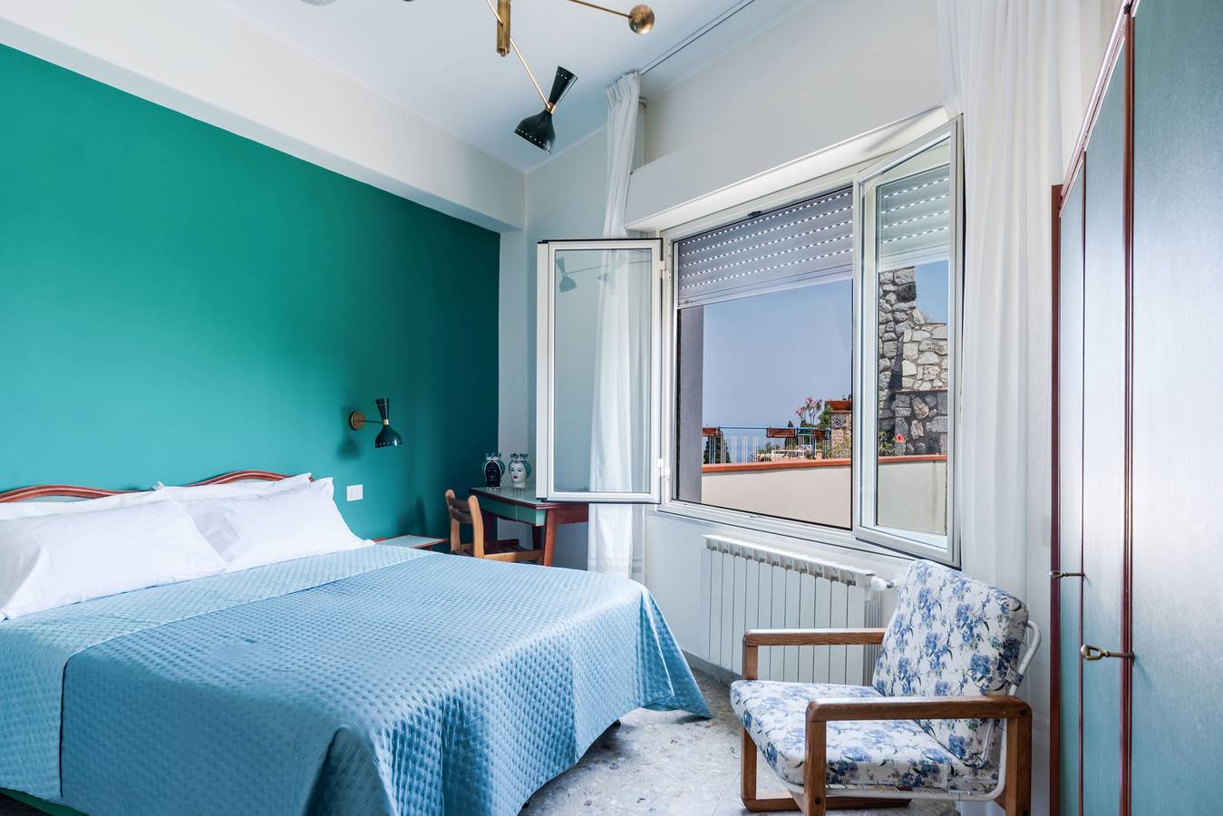 Ganze Wohnung, Giardino degli Aranci with Terrace by Wonderful Italy in Taormina, Messina Provinz