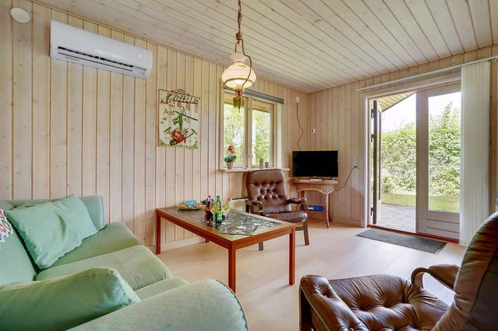 2 bedroom pet friendly home in Brenderup Fyn in Kleiner Belt