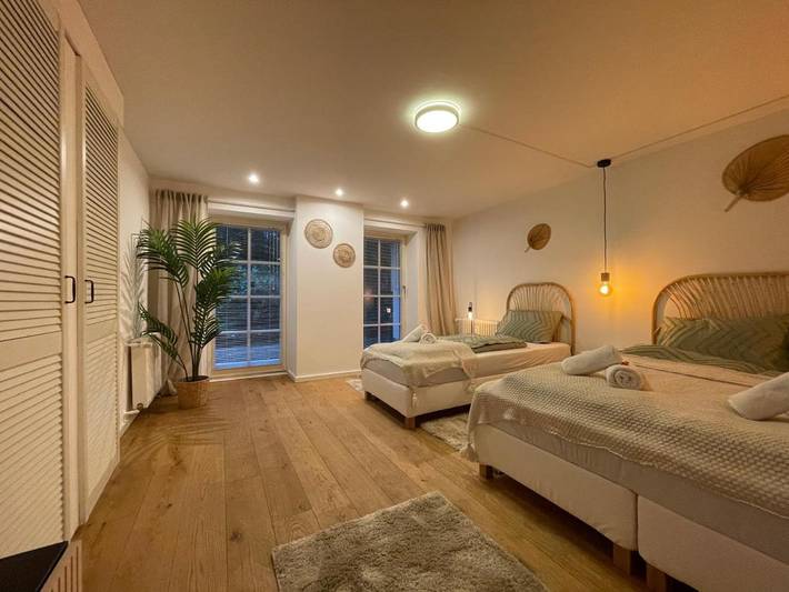 Ferienwohnung für 5 Personen, mit Terrasse und Ausblick in Friedenau - 4