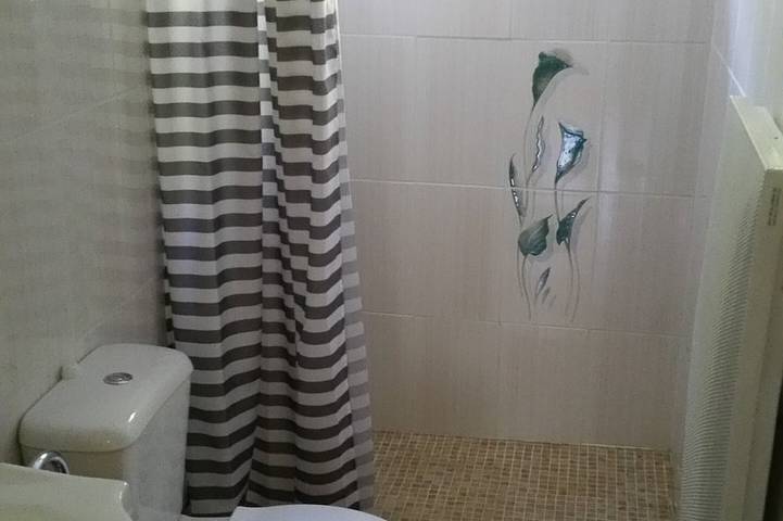 Gîte pour 2 personnes, avec jardin et terrasse à Grospierres - 4