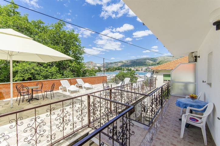 Hotel for 2 personer, med balkon i Trogir