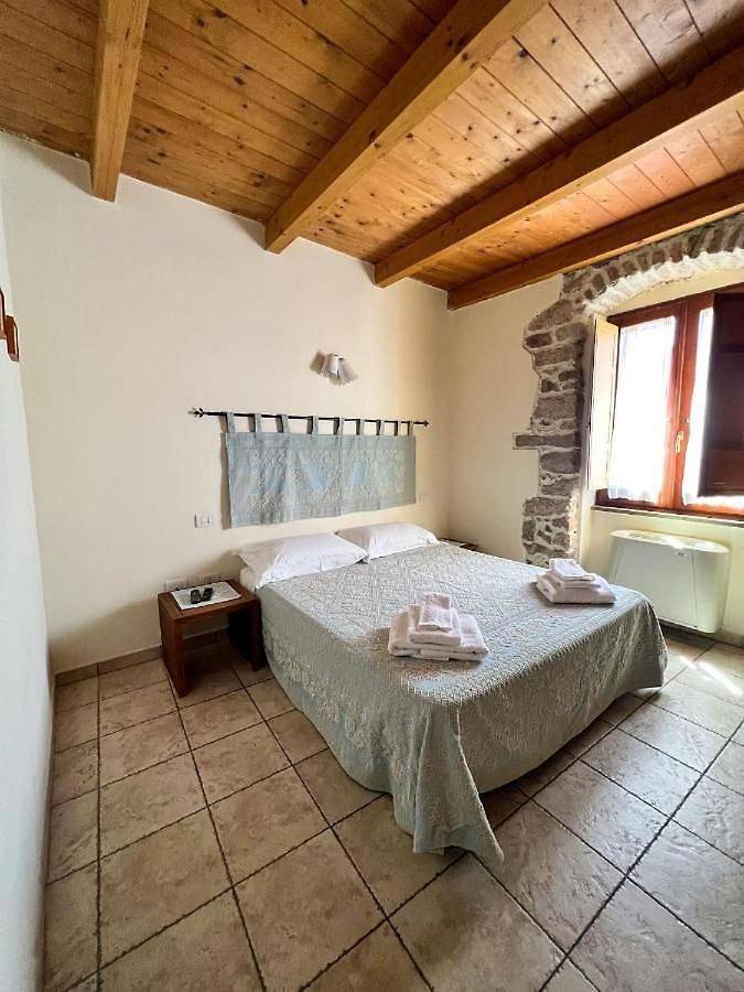 Double Room in Bosa, Planargia
